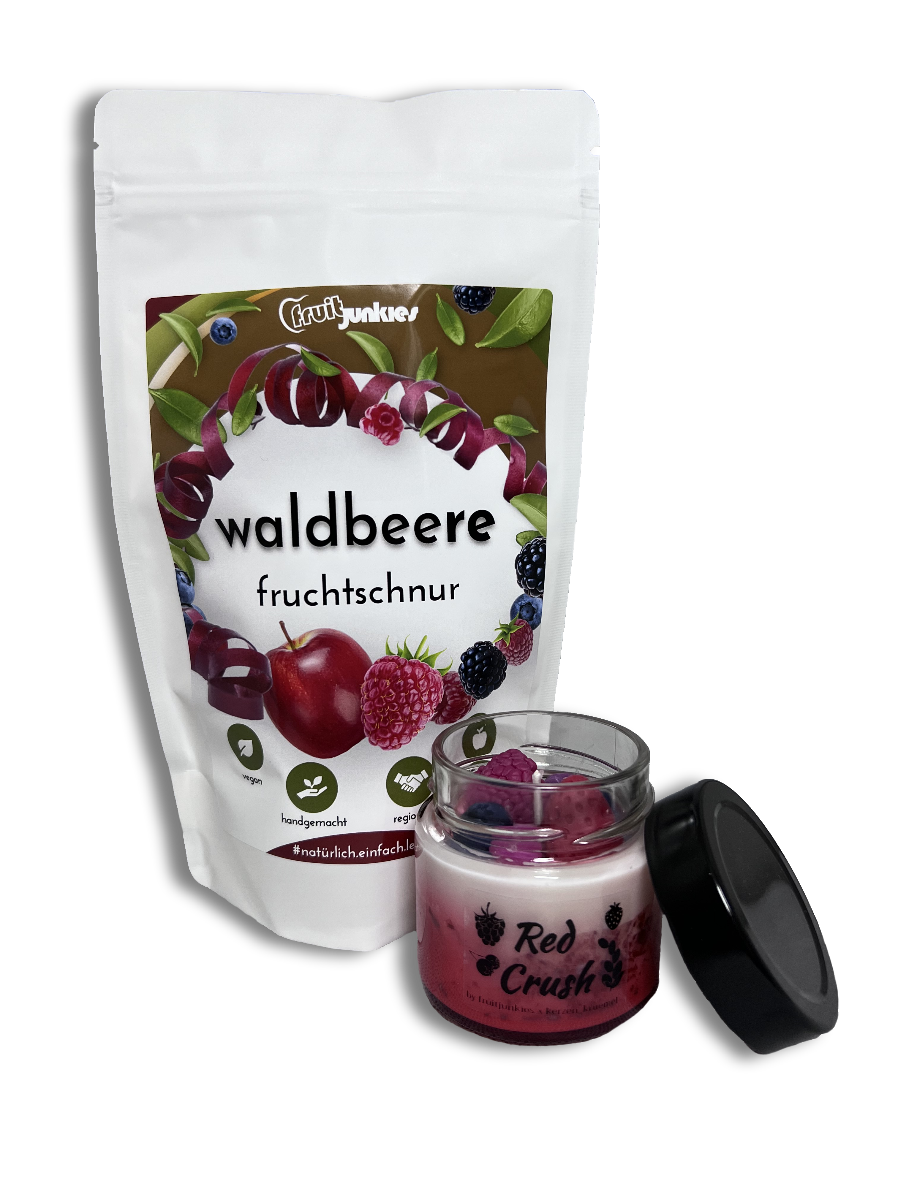 80g Fruitjunkies Waldbeere mit der passenden Red Crush Kerze ohne Hintergrund offen